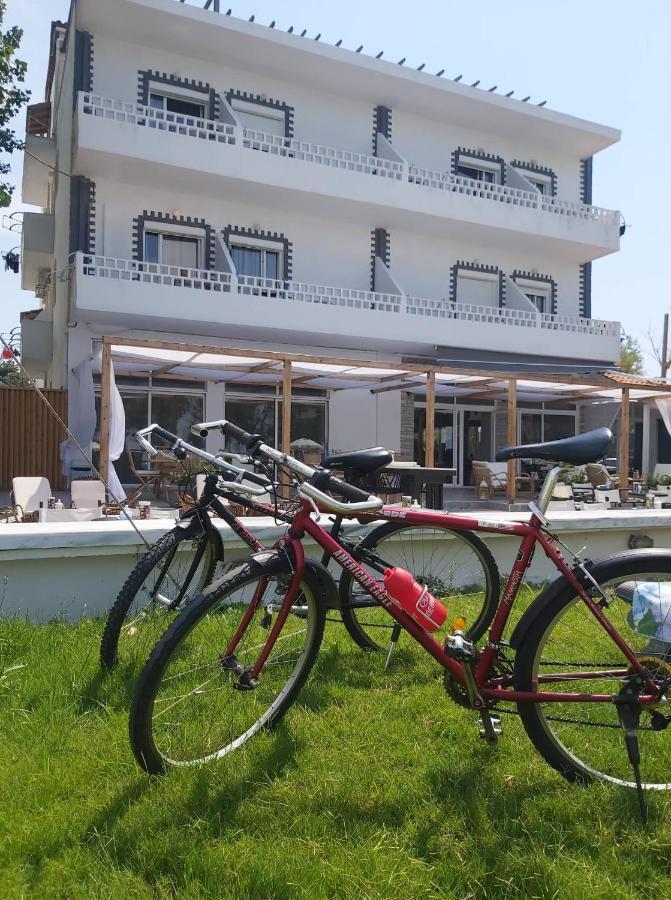 Ammos Hotel Agía Triáda Esterno foto